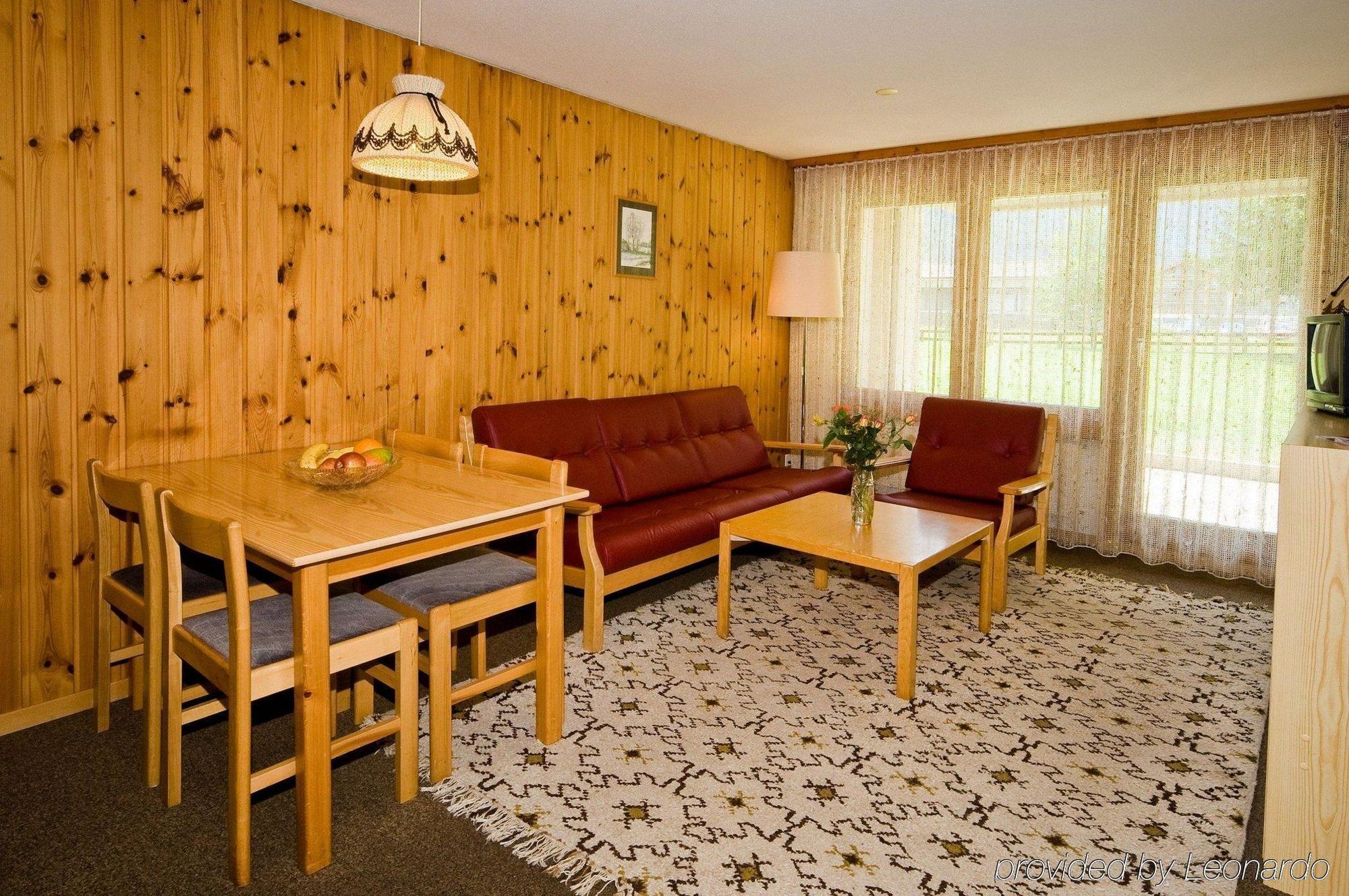 Premium Apartments @ Monte Rosa Täsch Zimmer foto